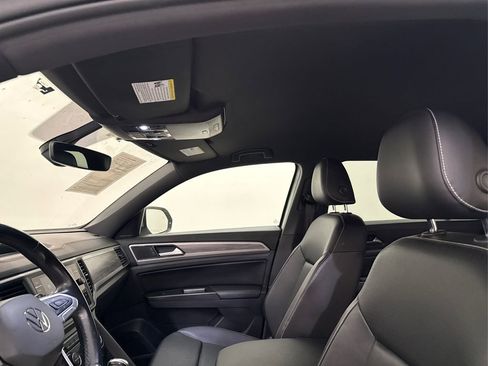 Used 2019 Volkswagen Atlas SE w/ Towing Package image 37
