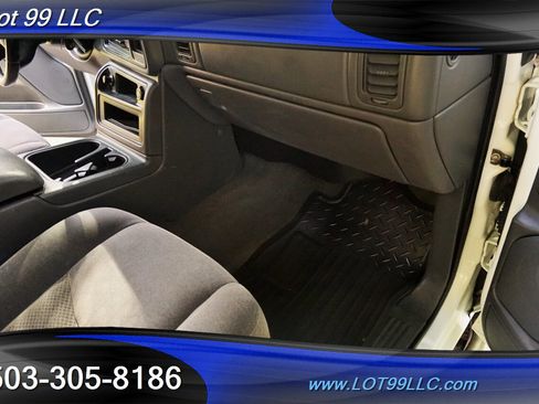 Used 2006 Chevrolet Silverado 2500 LT image 30