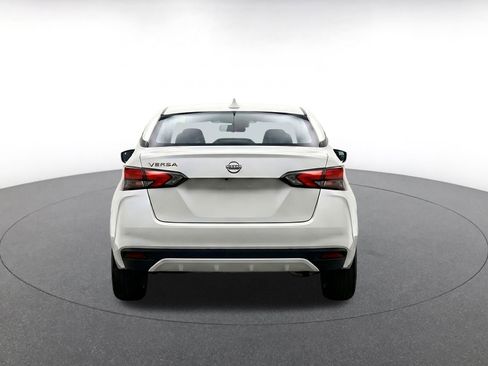 Used 2025 Nissan Versa SV FWD image 8