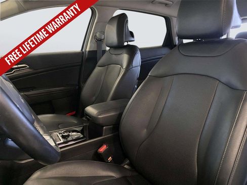 Used 2023 Kia Sportage EX FWD image 28