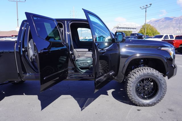 Used 2026 Toyota Tundra Platinum AWD/4WD image 25