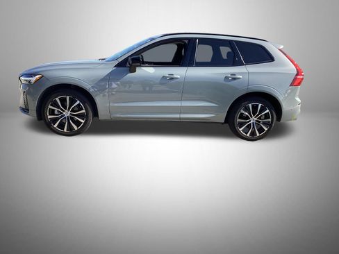 Used 2024 Volvo XC60 B5 Plus w/ Protection Package Premier AWD/4WD image 2