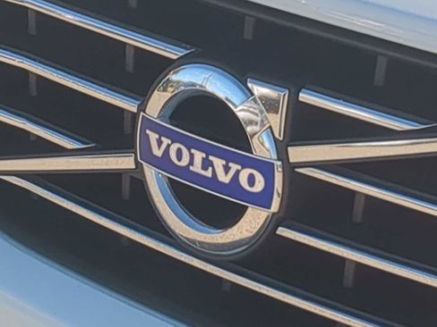 Used 2015 Volvo XC60 T5 Premier w/ Protection Package image 12