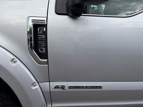 Used 2018 Ford F250 Platinum w/ Platinum Ultimate Package AWD/4WD image 13