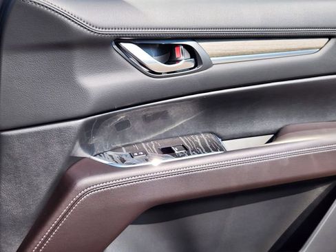 New 2025 MAZDA CX-5 Signature image 16