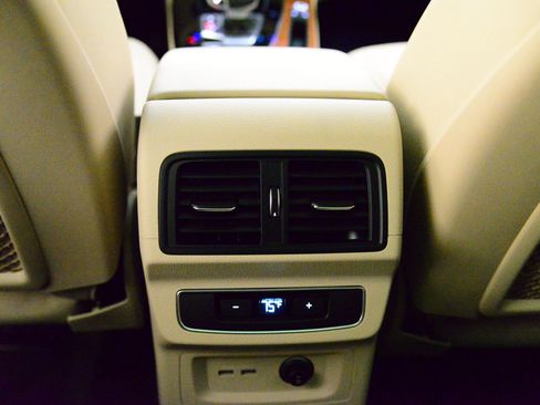 Certified 2023 Audi Q5 Premium w/ Convenience Package image 27