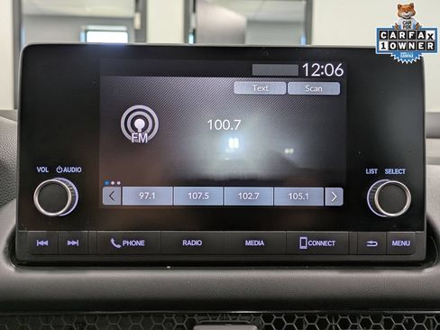 Used 2024 Honda HR-V LX image 11