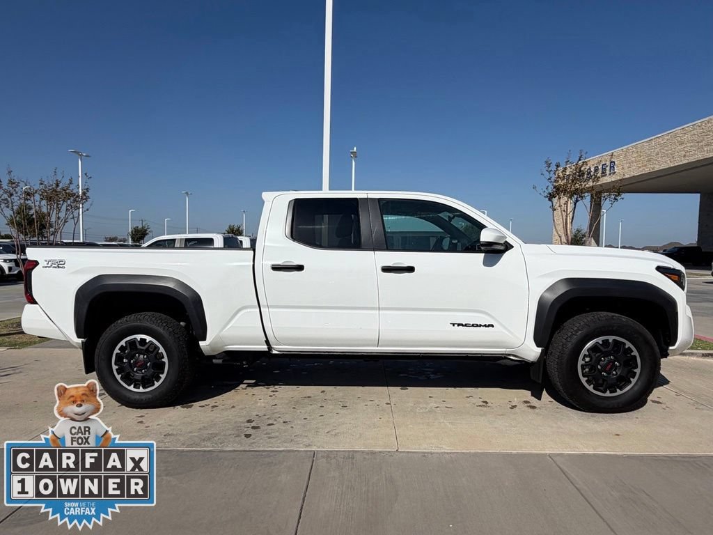 Used 2024 Toyota Tacoma TRD Off-Road AWD/4WD image 21