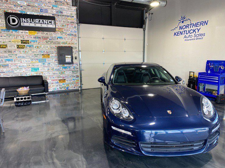 Used 2014 Porsche Panamera S RWD image 2
