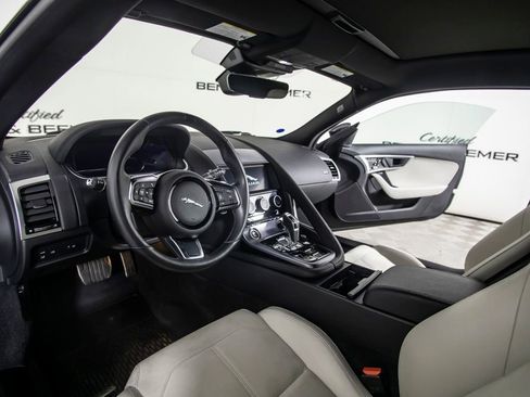 Used 2021 Jaguar F-TYPE Coupe image 17