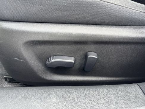 Used 2025 Nissan Altima 2.5 SV FWD image 22