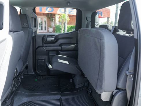 Used 2021 Chevrolet Silverado 1500 Custom image 32