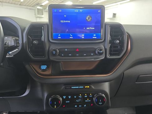 Used 2023 Ford Bronco Sport Outer Banks AWD/4WD image 19