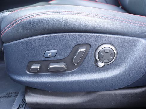 Used 2023 Genesis GV70 2.5T w/ Sport Prestige Package AWD/4WD image 26