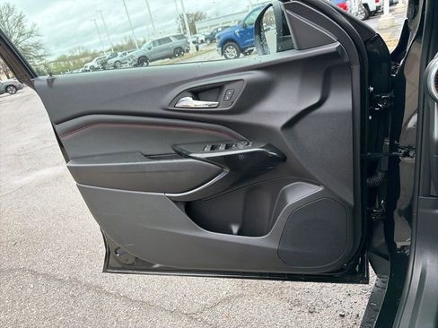 New 2026 Chevrolet Trax RS FWD image 28