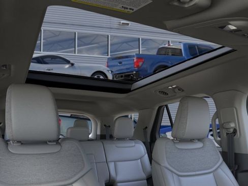 New 2026 Ford Explorer Active w/ Active Comfort Package AWD/4WD image 22