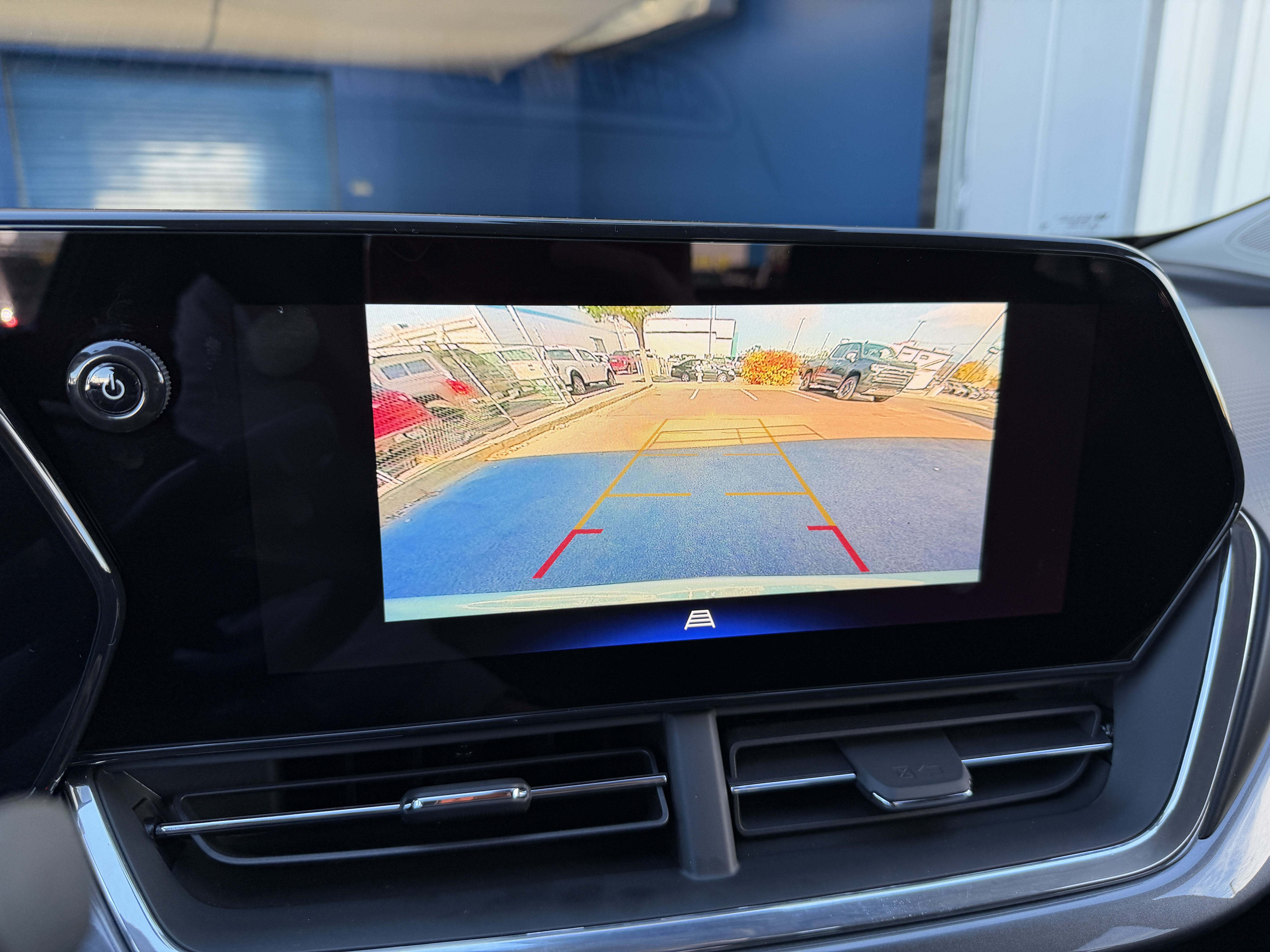 New 2026 Chevrolet Trax ACTIV w/ Driver Confidence Package FWD image 19