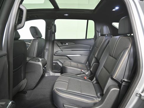 New 2026 Chevrolet Traverse High Country AWD/4WD image 18