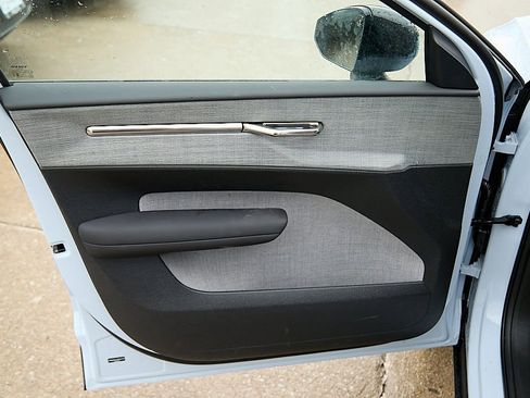 New 2026 Volvo EX30 Ultra image 9