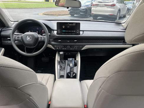 Certified 2024 Honda Accord EX image 33