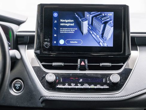 Used 2024 Toyota Corolla SE image 14