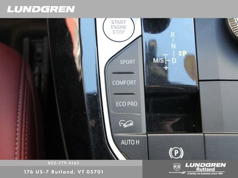 Used 2024 BMW X3 M40i w/ Premium Package image 28