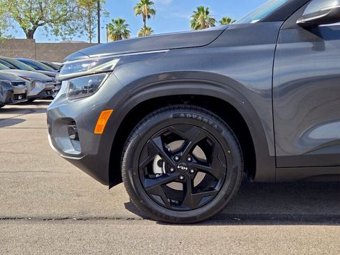 Certified 2024 Kia Seltos EX FWD image 10