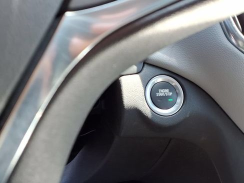 Used 2024 Chevrolet Equinox LS FWD image 13