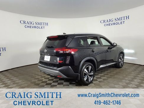 Used 2021 Nissan Rogue SL w/ Premium Package image 25