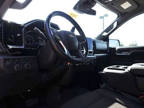 Used 2024 Chevrolet Silverado 1500 LT w/ Protection Package image 17