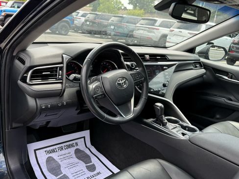 Used 2020 Toyota Camry XSE FWD image 15