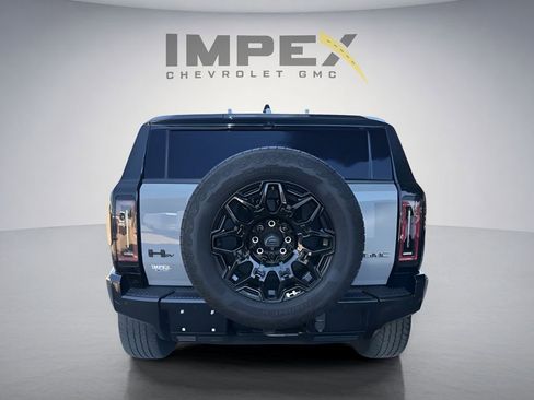 Used 2025 GMC Hummer EV 2X AWD/4WD image 4