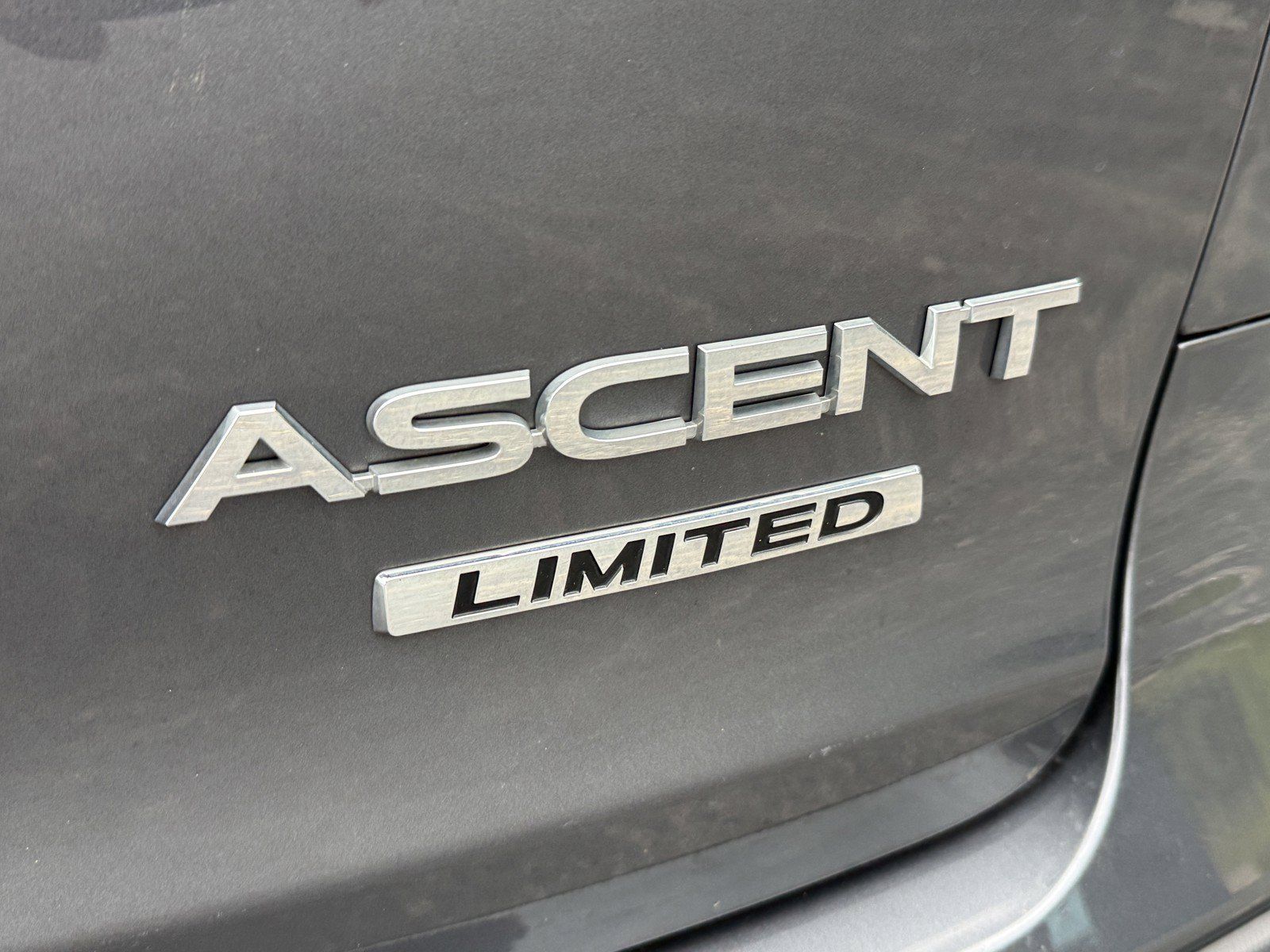 Used 2022 Subaru Ascent Limited AWD/4WD image 31