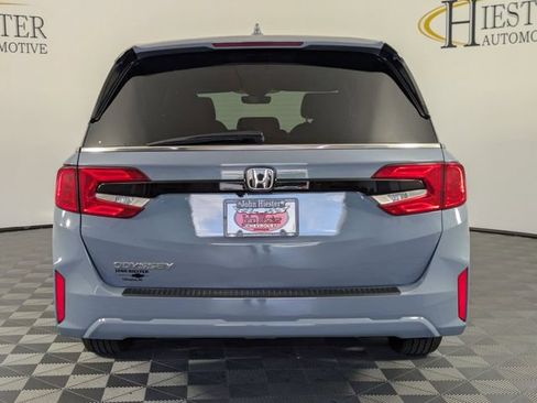 Used 2025 Honda Odyssey Sport-L image 3