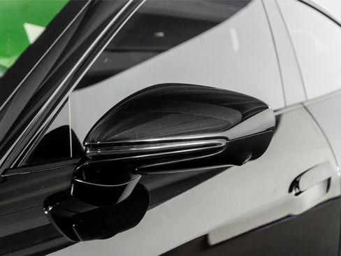 Used 2020 Porsche Taycan Turbo S w/ Premium Package image 21