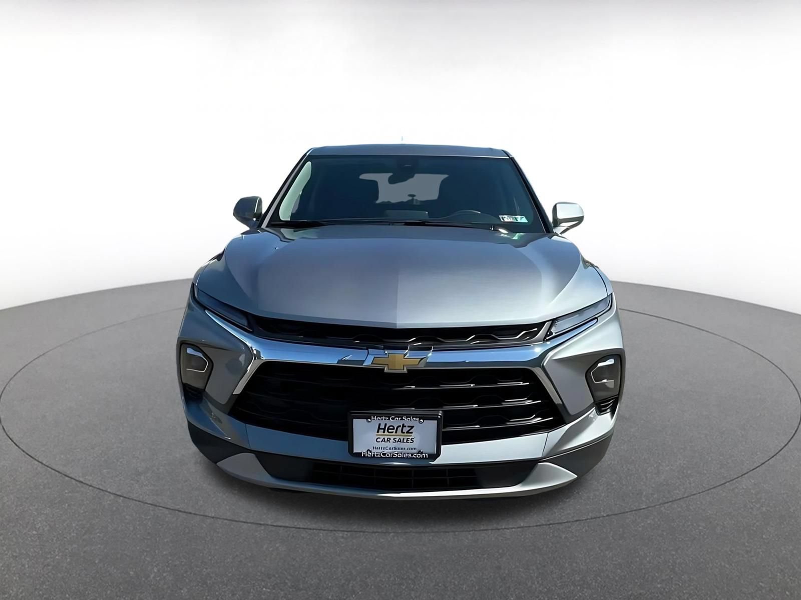 Used 2025 Chevrolet Blazer LT FWD image 4