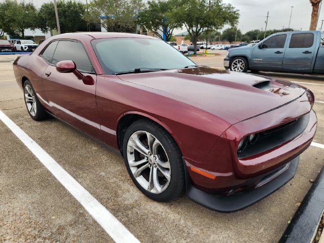 Used 2021 Dodge Challenger R/T RWD image 1