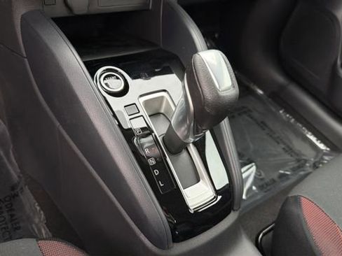 Used 2025 Nissan Versa SR w/ Trunk Package FWD image 28