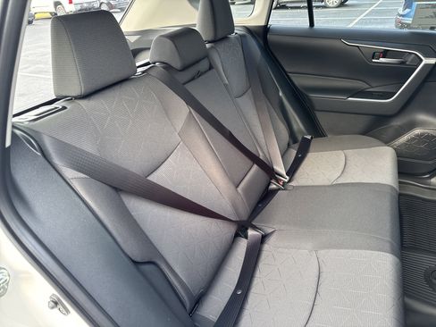 New 2025 Toyota RAV4 XLE AWD/4WD image 28