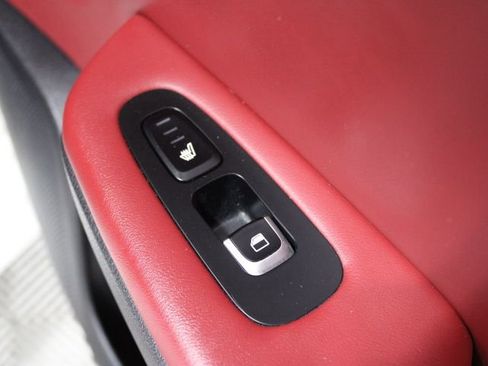 Used 2021 Kia Stinger GT2 image 32