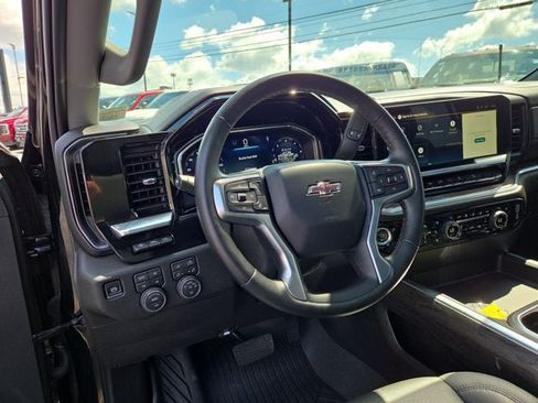 Used 2026 Chevrolet Silverado 2500 LTZ w/ Trail Boss Package AWD/4WD image 8