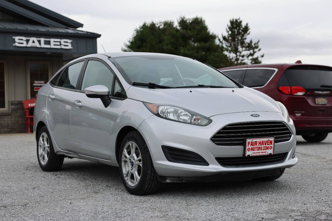 Used 2015 Ford Fiesta SE FWD image 7