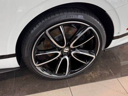 Used 2020 Bentley Continental GT image 30