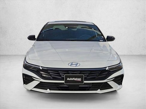 New 2026 Hyundai Elantra SEL Sport FWD image 6