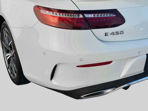 Used 2023 Mercedes-Benz E 450 4MATIC Cabriolet image 10