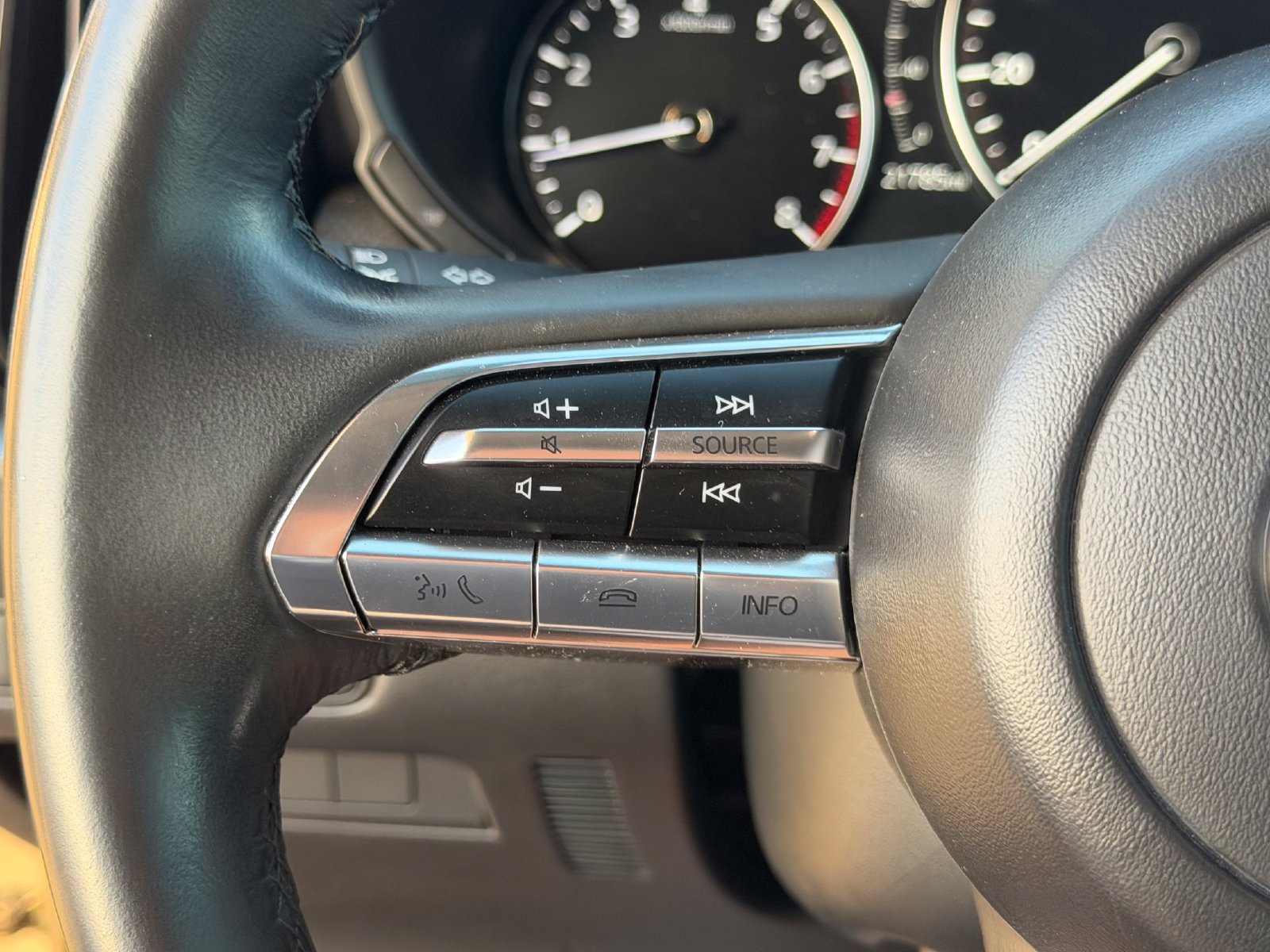 Used 2024 MAZDA CX-50 AWD 2.5 S w/ Select Package image 13