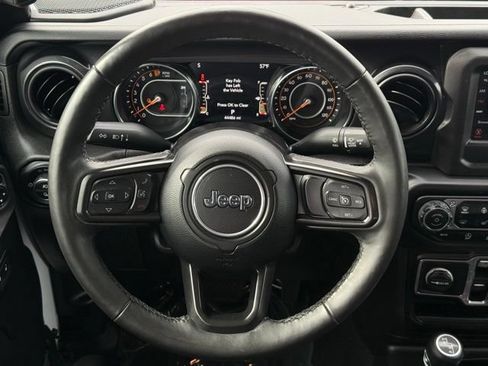 Used 2022 Jeep Gladiator Sport AWD/4WD image 17