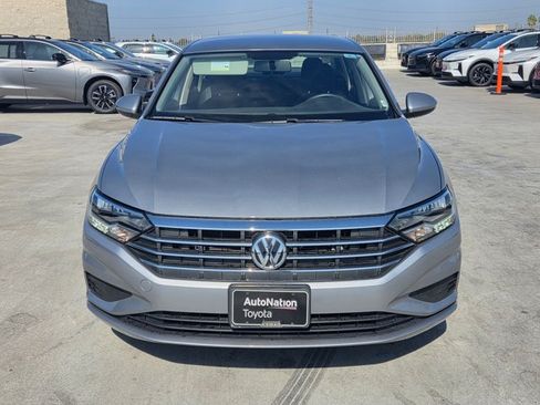 Used 2021 Volkswagen Jetta FWD image 2