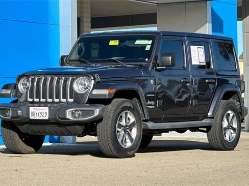 Used 2019 Jeep Wrangler Unlimited Sahara image 10