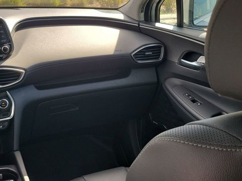 Used 2020 Hyundai Santa Fe Limited image 23